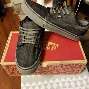 Van's Chukka Low Pro - Black/Pewter Denim - M11